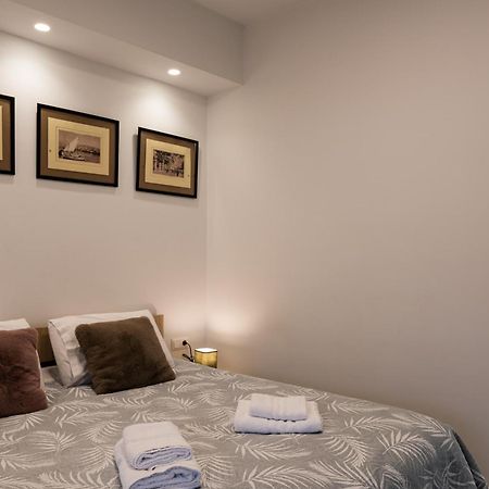 Modern Studio Apartment B Atena Exterior foto