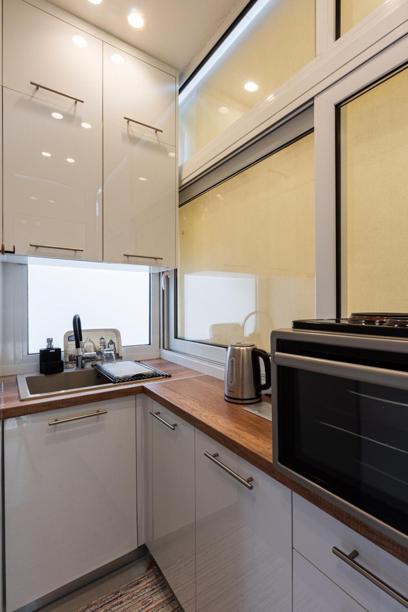 Modern Studio Apartment B Atena Exterior foto